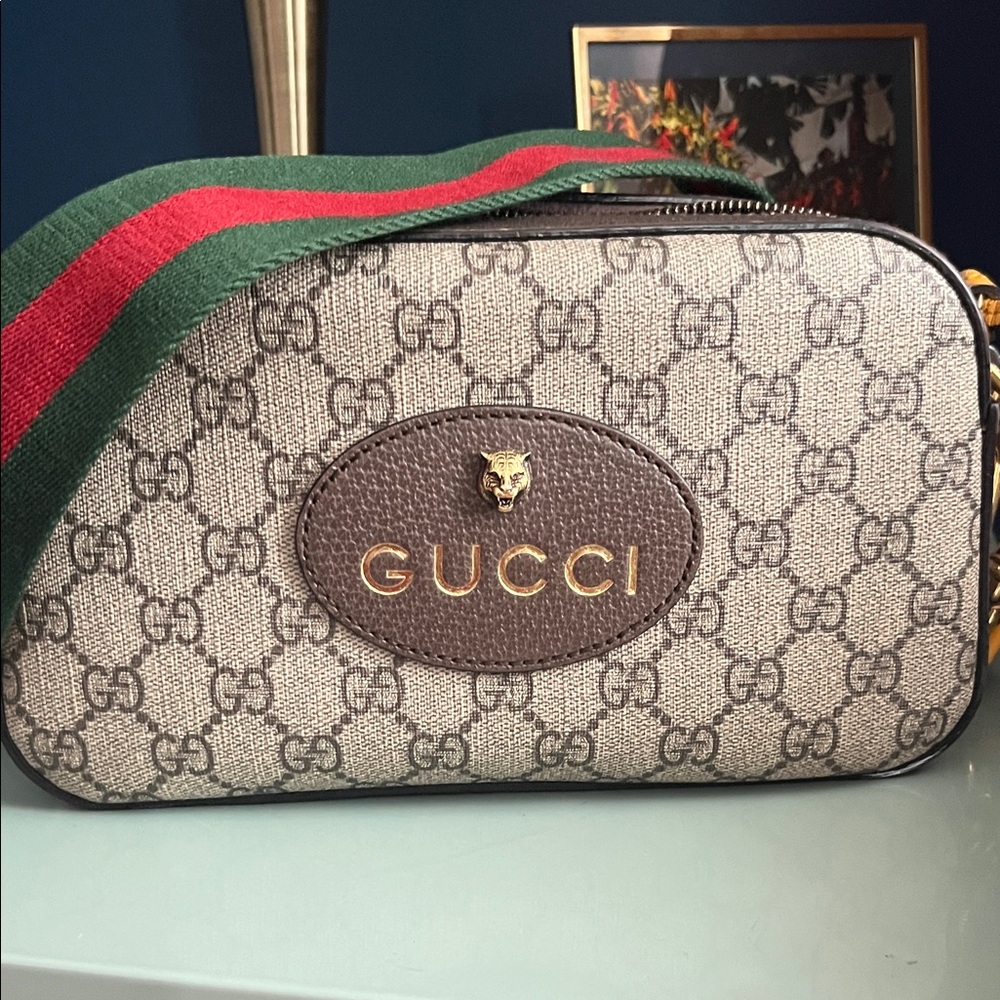 Gucci Beige and Brown Crossbody Bag with Green and Red Strap
